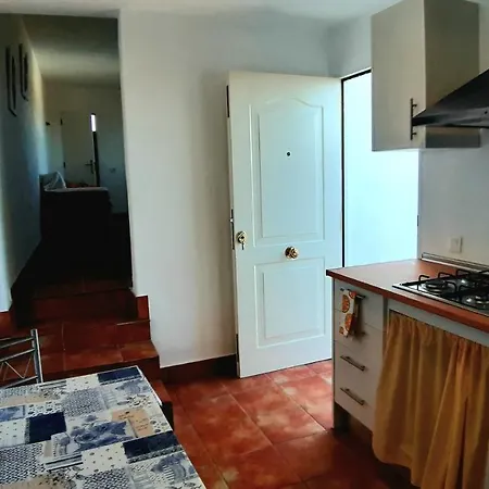 Cornical Rural House, In Arafo Nyaraló *